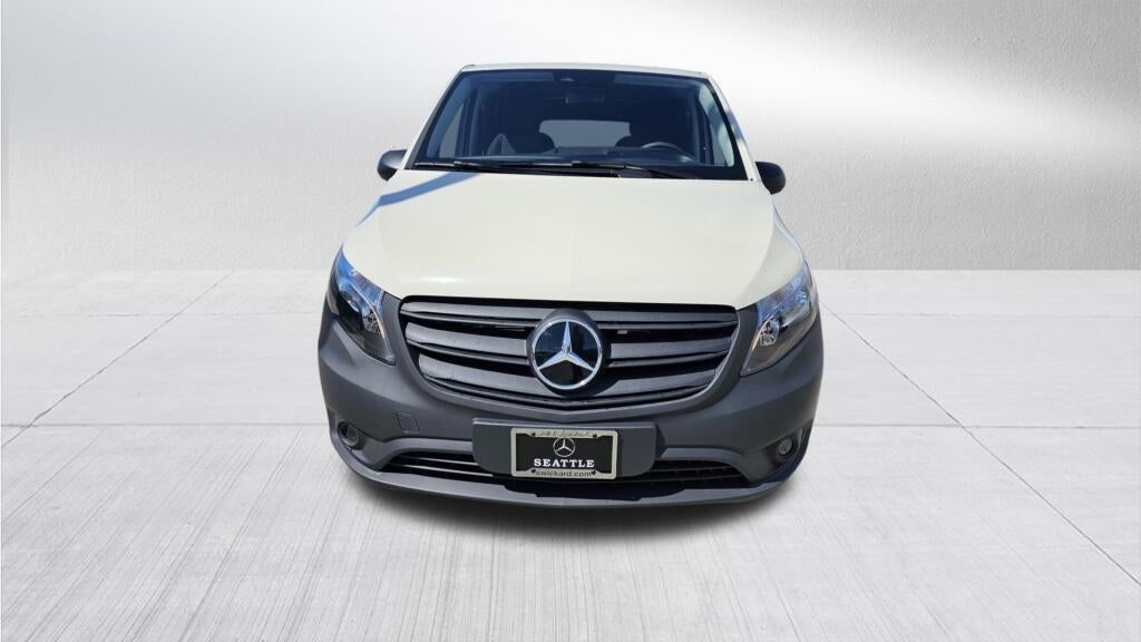 2022 Mercedes-Benz Metris Standard Roof 126" Wheelbase
